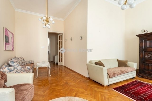 Eladó téglalakás, Budapesten, V. kerületben 134.999 M Ft