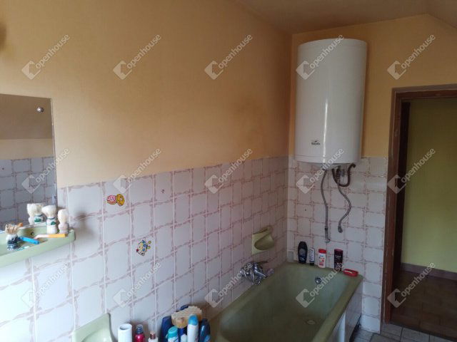 Eladó családi ház, Muronyon 26.9 M Ft, 5 szobás