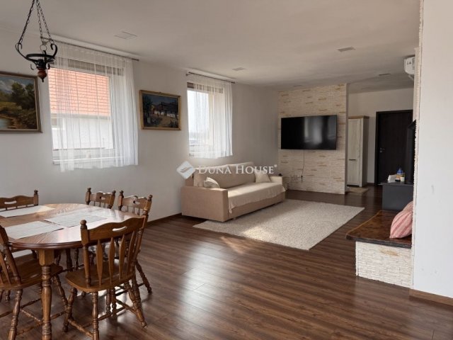 Eladó családi ház, Nagyvázsonyon 84.9 M Ft, 3 szobás