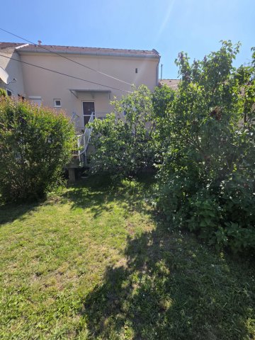 Eladó téglalakás, Pécsett 40.9 M Ft, 1 szobás