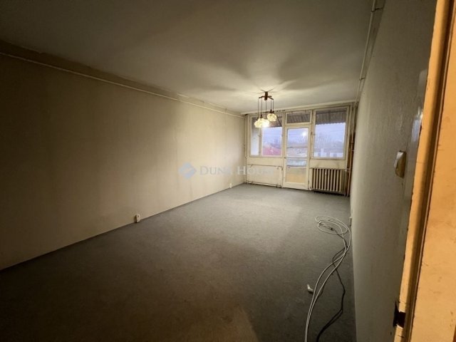 Eladó panellakás, Algyőn 47.5 M Ft, 1+1 szobás