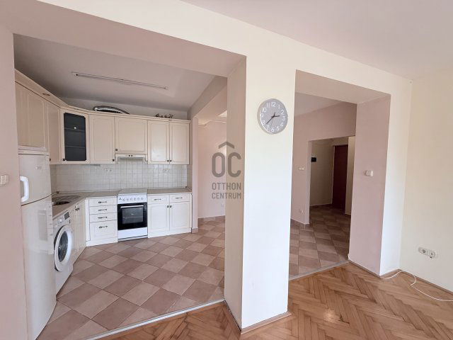 Kiadó téglalakás, albérlet, Győrött 280 E Ft / hó, 3 szobás