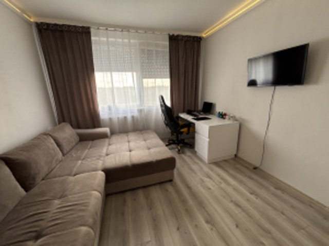 Eladó panellakás, Debrecenben, Derék utcában 63.99 M Ft