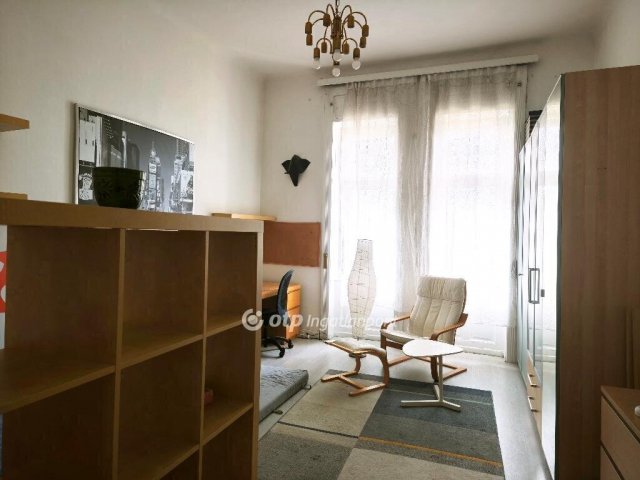Eladó téglalakás, Budapesten, XIV. kerületben 45 M Ft, 1 szobás
