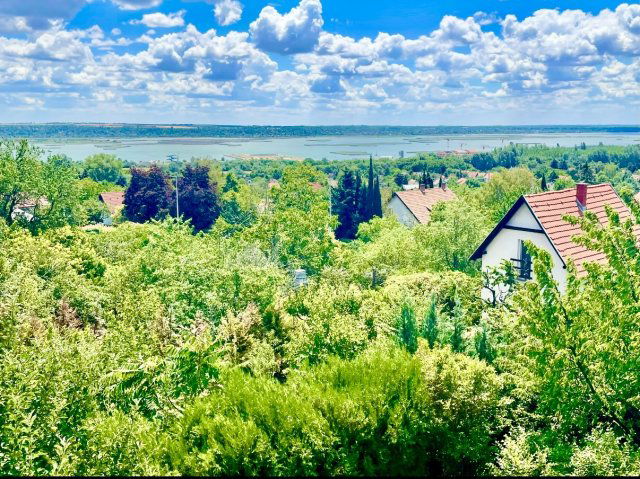 Eladó ikerház, Velencén 49 M Ft, 3 szobás / költözzbe.hu