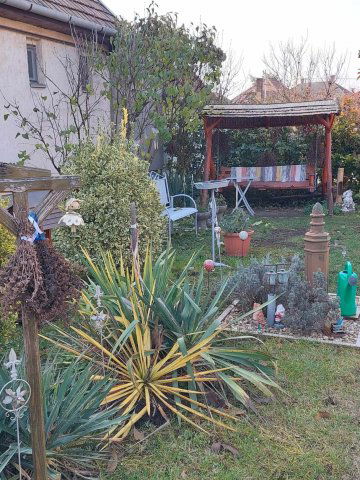 Eladó családi ház, Hevesen 17.9 M Ft, 2 szobás