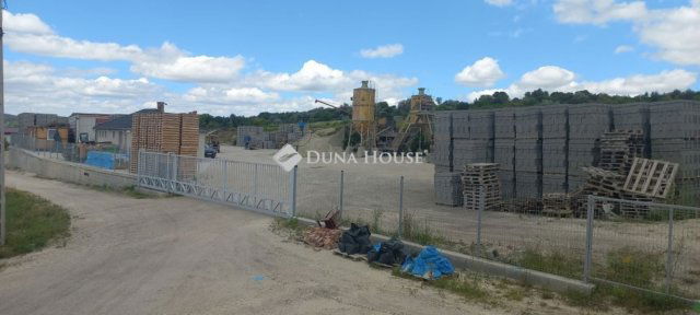 Eladó ipari ingatlan, Óbarokon 780 M Ft / költözzbe.hu