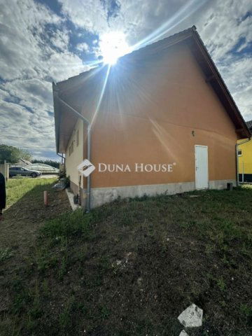 Eladó családi ház, Hernádon 52.9 M Ft, 2 szobás