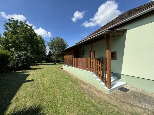 Eladó családi ház, Murakeresztúron 36 M Ft, 3 szobás