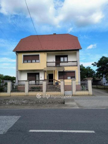 Eladó családi ház, Pátrohán 36 M Ft, 5 szobás