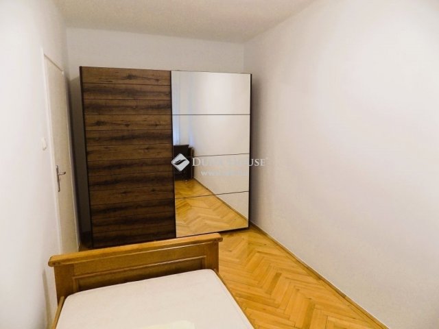 Eladó téglalakás, Debrecenben 85 M Ft, 3 szobás