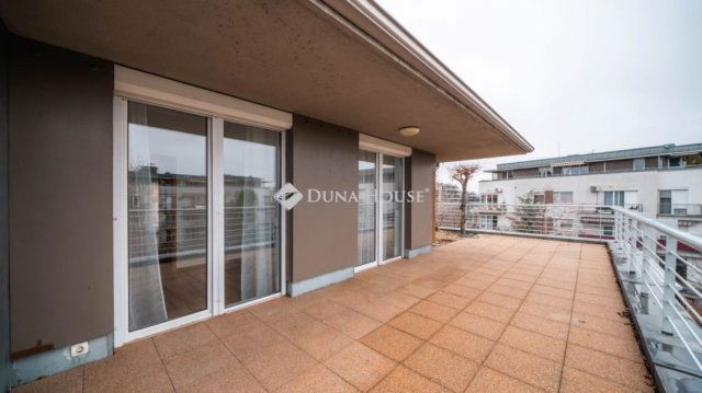 Eladó téglalakás, Budapesten, XIV. kerületben 99.9 M Ft