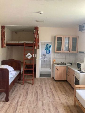 Eladó ipari ingatlan, Tatabányán 150 M Ft / költözzbe.hu