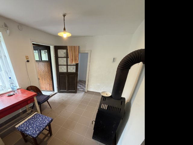 Eladó családi ház, Szigetváron 18.9 M Ft, 2 szobás