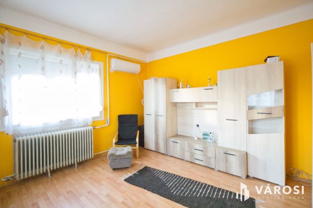 Eladó családi ház, Gádoroson 25 M Ft, 6 szobás