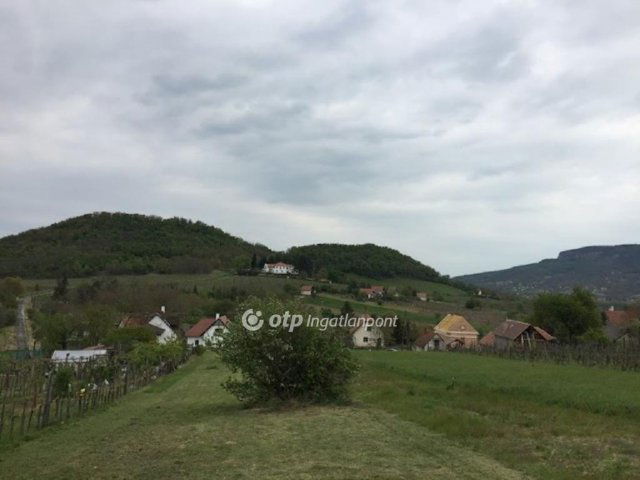 Eladó telek, Szigligeten 60 M Ft / költözzbe.hu