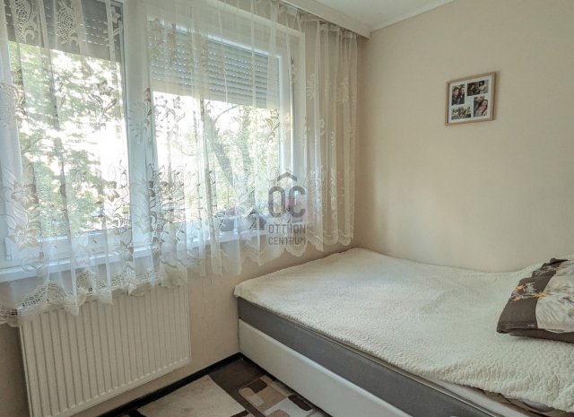 Eladó panellakás, Tatabányán 34.9 M Ft, 2 szobás