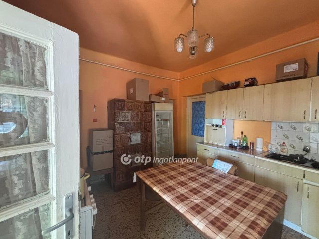 Eladó családi ház, Kisvárdán 23 M Ft, 2 szobás
