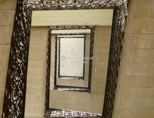 Eladó téglalakás, Budapesten, VIII. kerületben 126.75 M Ft