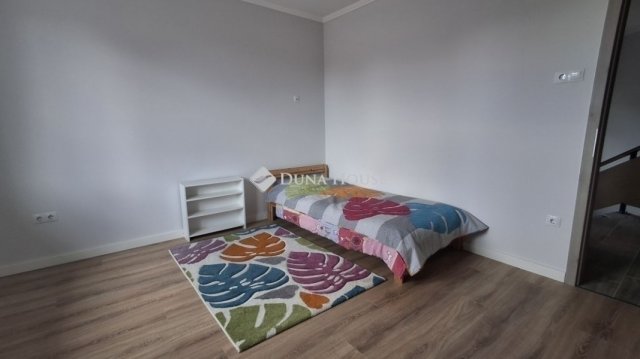 Eladó ikerház, Budapesten, XVIII. kerületben 169.9 M Ft, 4 szobás