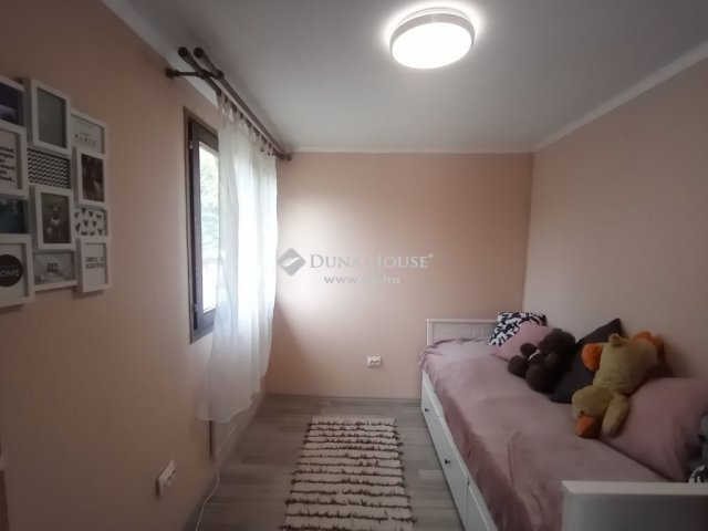 Eladó családi ház, Tóalmáson 25.5 M Ft, 1+2 szobás