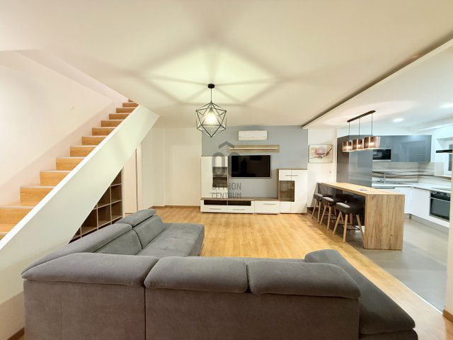 Eladó téglalakás, Budapesten, VI. kerületben, Izabella utcában