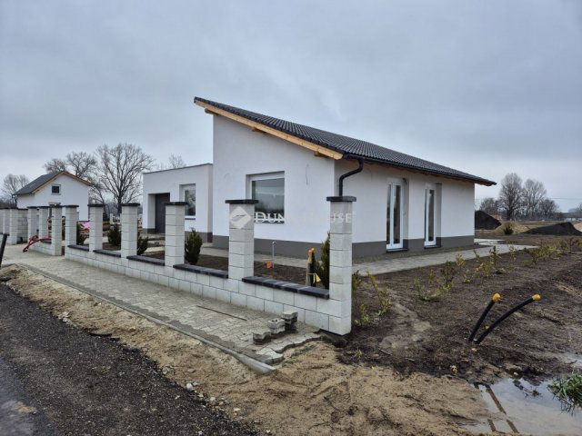 Eladó családi ház, Sződön, Csörögi úton 102.9 M Ft, 4 szobás