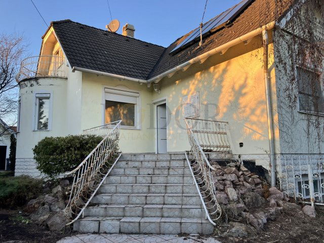 Eladó családi ház, Dunaharasztin 135 M Ft, 5 szobás