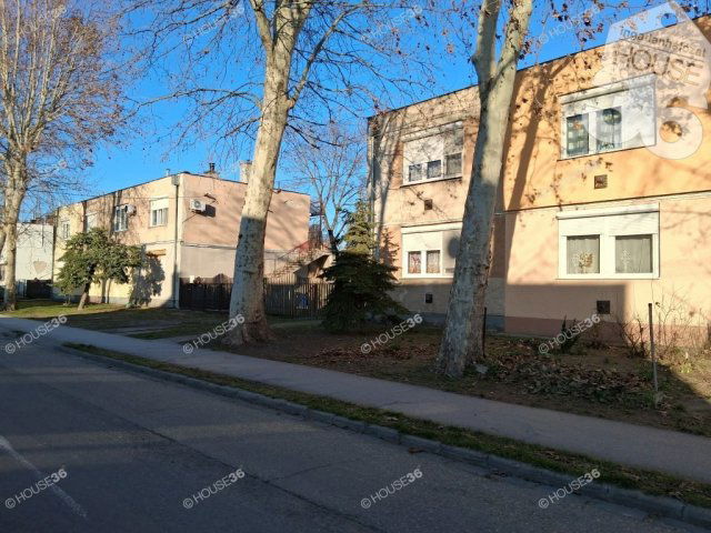 Eladó téglalakás, Kecskeméten 41.9 M Ft, 2 szobás