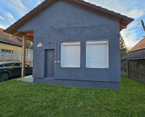 Eladó családi ház, Veresegyházon, Szegfű utcában 78.9 M Ft