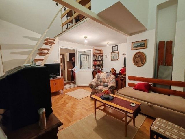 Eladó téglalakás, Budapesten, VI. kerületben 77 M Ft, 2 szobás