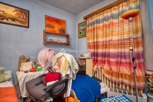 Eladó családi ház, Budapesten, XVIII. kerületben 95 M Ft