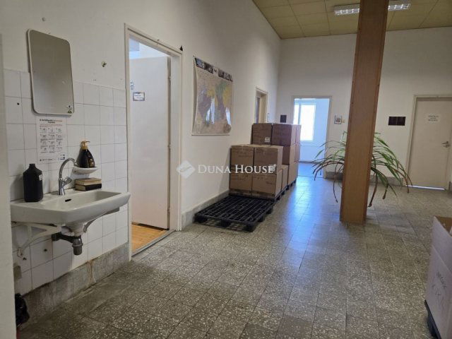 Eladó ipari ingatlan, Szegeden 1584.282 M Ft / költözzbe.hu