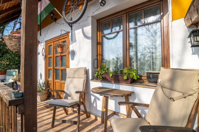 Eladó családi ház, Budakeszin 110 M Ft, 4 szobás