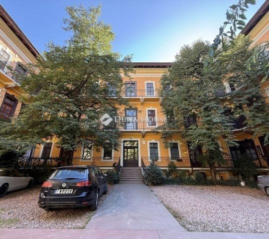 Eladó téglalakás, Budapesten, VIII. kerületben 95 M Ft, 2 szobás