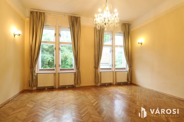 Kiadó téglalakás, albérlet, Szegeden 470 E Ft / hó, 3 szobás