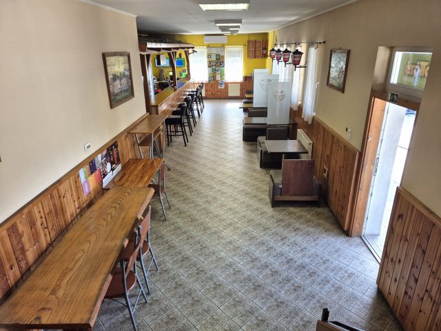 Eladó családi ház, Újhartyánon 180 M Ft, 3 szobás