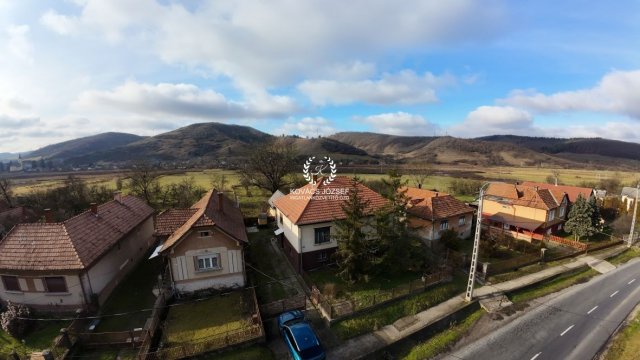 Eladó családi ház, Arlón, Ady Endre úton 18.7 M Ft, 7 szobás