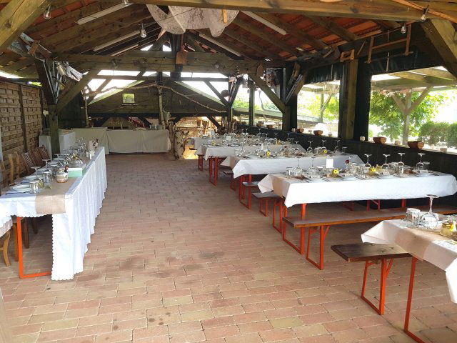 Eladó üzlethelyiség, Felsőcsatáron 64 M Ft, 2 szobás