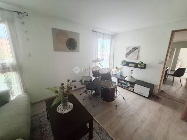 Eladó családi ház, Budapesten, XXI. kerületben 50.1 M Ft