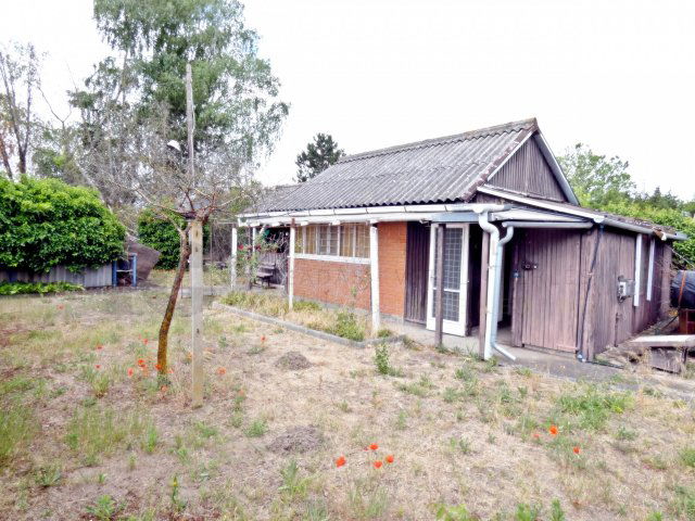 Eladó nyaraló, Szegeden 9.5 M Ft, 1 szobás / költözzbe.hu