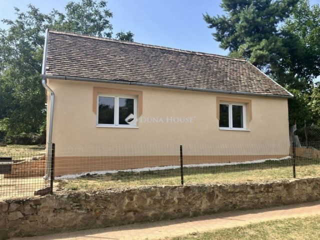 Eladó családi ház, Bodán 29.9 M Ft, 2 szobás