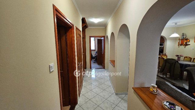 Eladó sorház, Gárdonyban 149.9 M Ft, 2+2 szobás