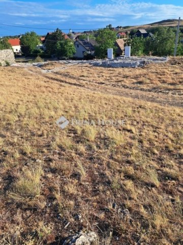 Eladó telek, Öskün 18 M Ft / költözzbe.hu