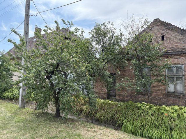 Eladó családi ház, Hódmezővásárhelyen 79.9 M Ft, 2+2 szobás