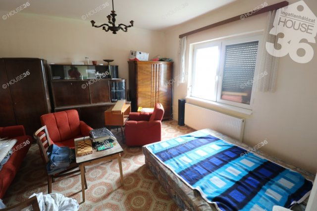 Eladó mezogazdasagi ingatlan, Tázláron 52.5 M Ft