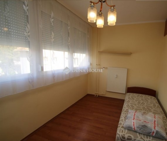 Kiadó téglalakás, albérlet, Szombathelyen 250 E Ft / hó