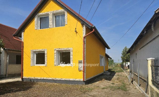 Eladó családi ház, Gárdonyban 63 M Ft, 3 szobás