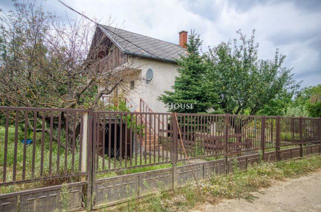 Eladó családi ház, Budakalászon 48.9 M Ft, 1 szobás