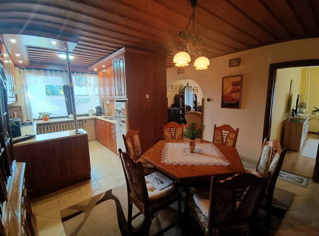 Eladó családi ház, Debrecenben 94.9 M Ft, 4 szobás